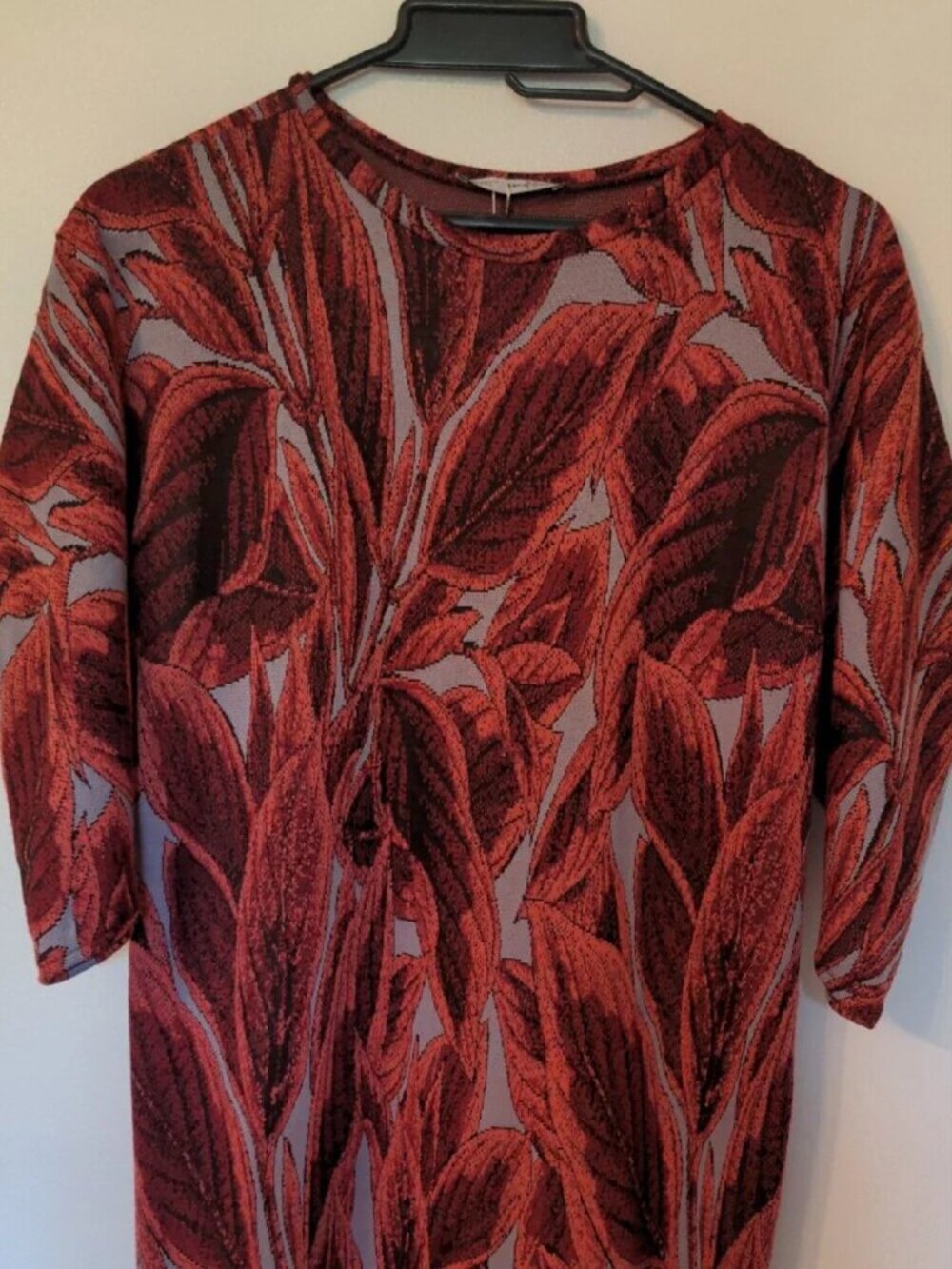 Zara Burgundy Grey Coral Leaf-Print Midi Shift Dress Size Small NWT - Picture 6 of 9